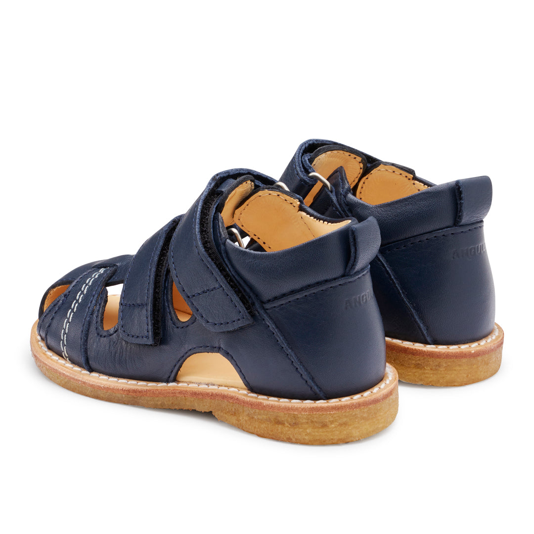 Begynder sandal med velcrolukning