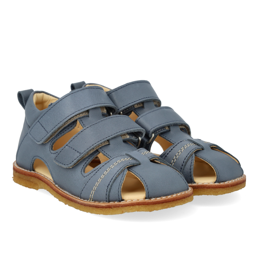 Begynder sandal med velcrolukning