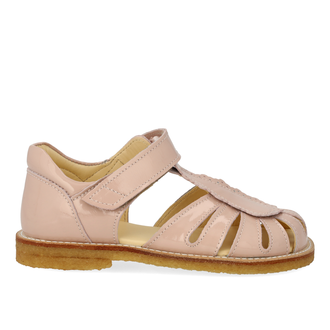 Sandal med dråbedetalje