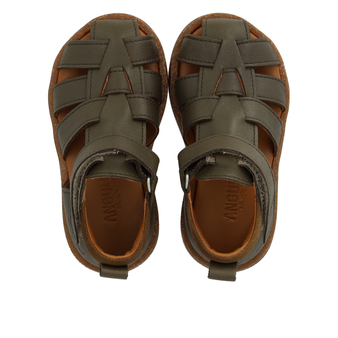 Begynder sandal med velcrolukning