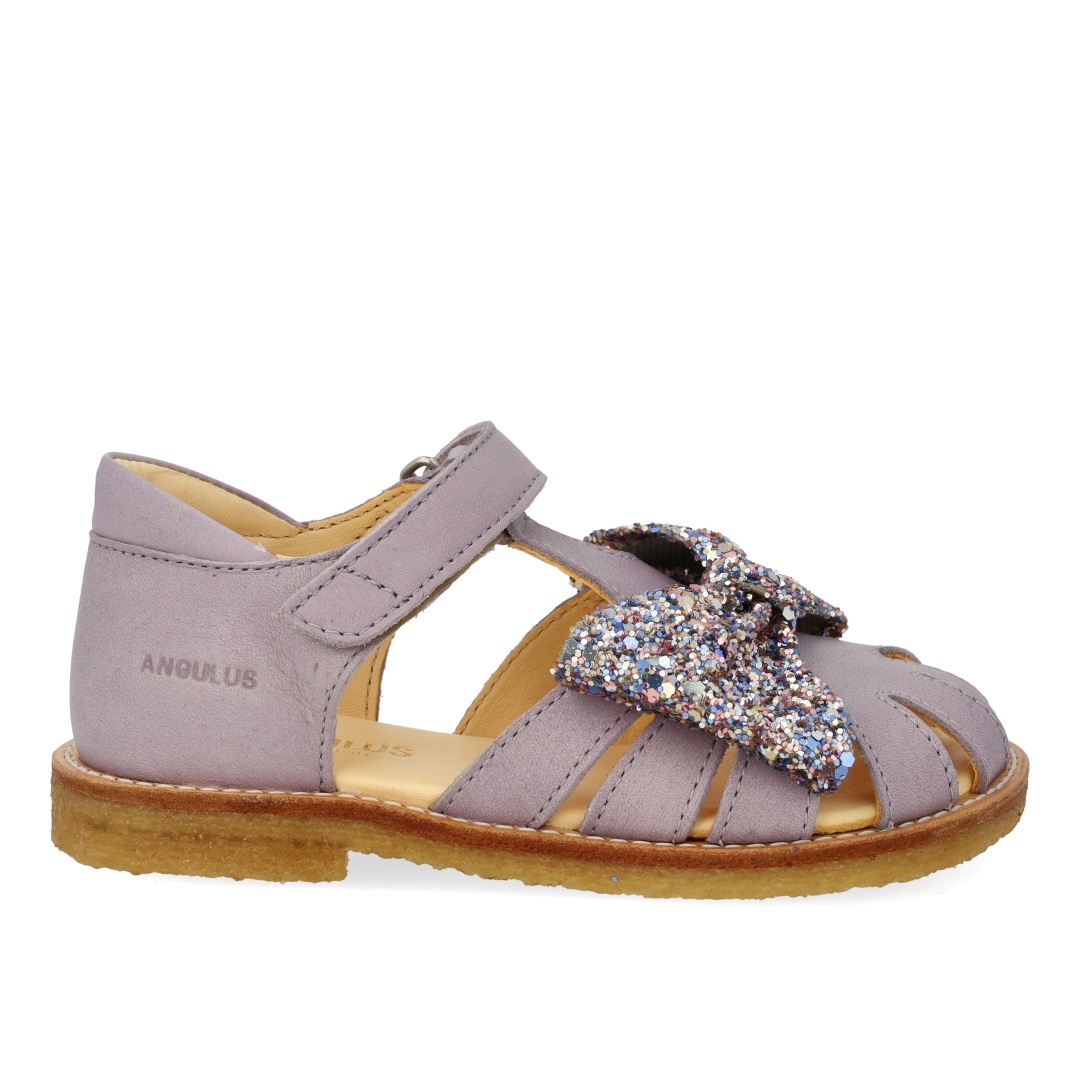 Begynder sandal med glittersløjfe og velcrolukning