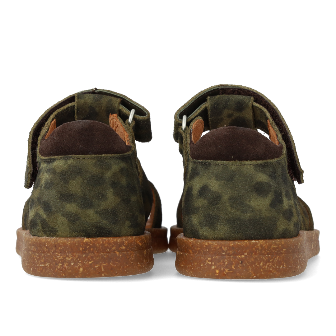 Sandal med justerbar velcrolukning