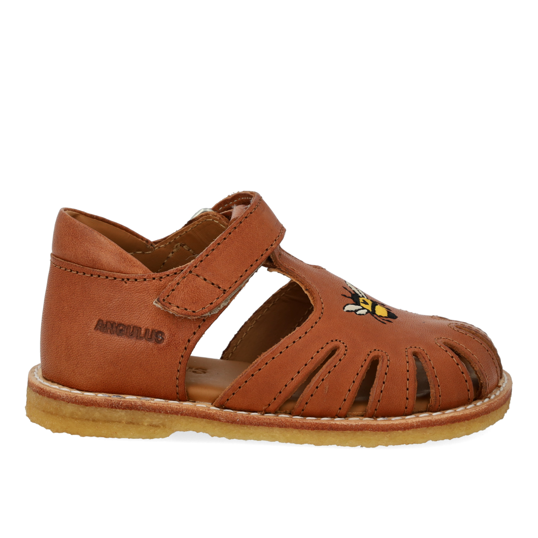 Begynder sandal med bi broderi
