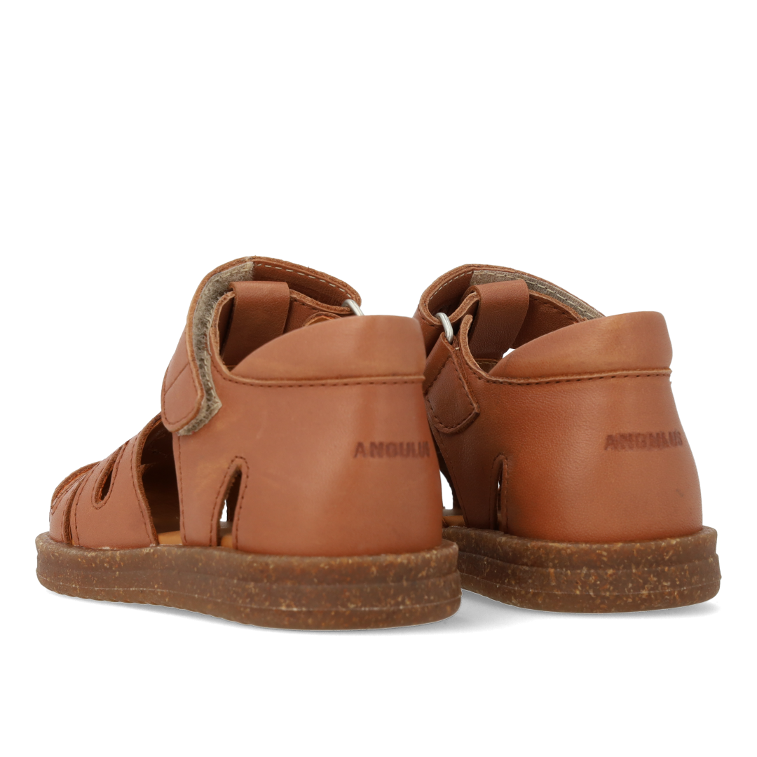 Begynder sandal med funklende glitterhjerte