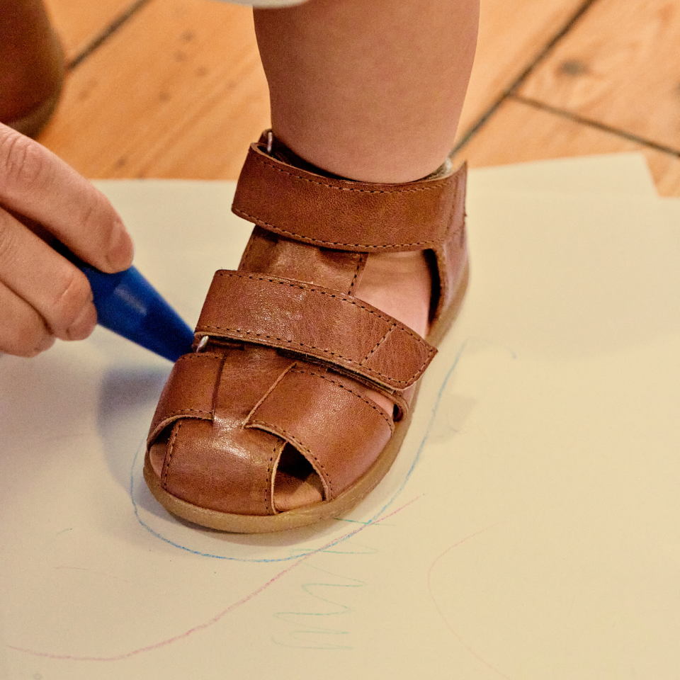 Sandal med dobbelt velcro