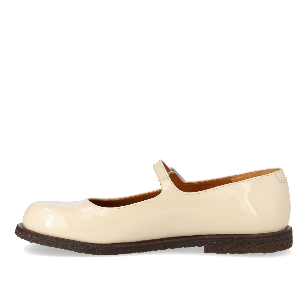 Ballerina med bred pasform