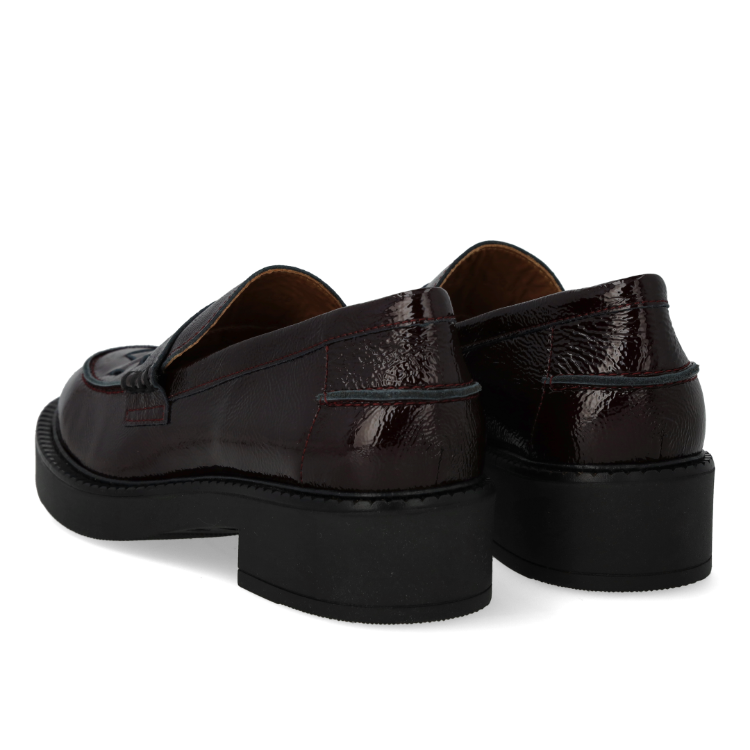 Loafer med fletdetalje