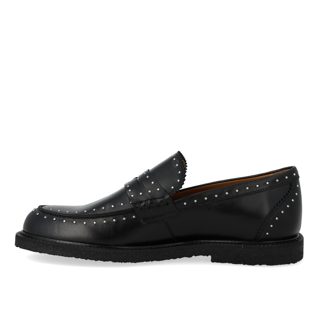 Klassisk Penny loafer med dekorative sølvnitter