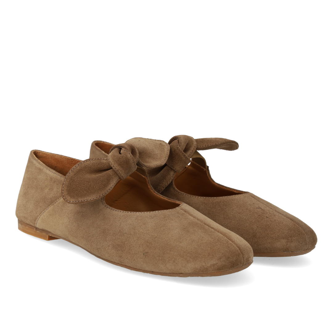 Ballerina med elastisk dekorativ sløjfedetalje