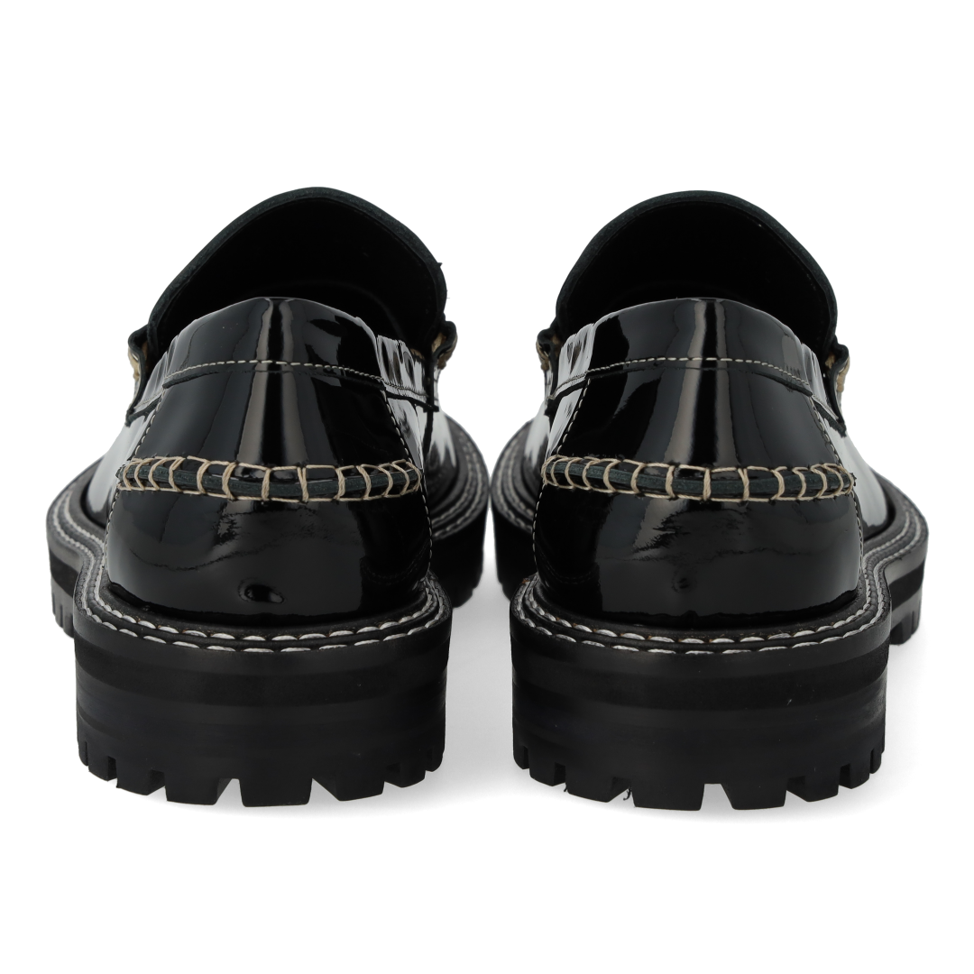 Penny loafer med kontraststikninger