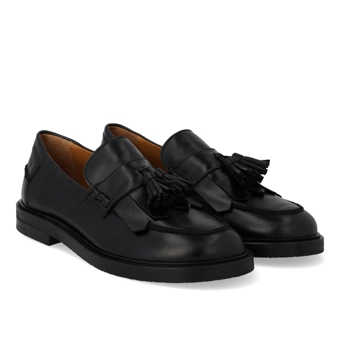 Bred loafer med frynser og kvastdetalje