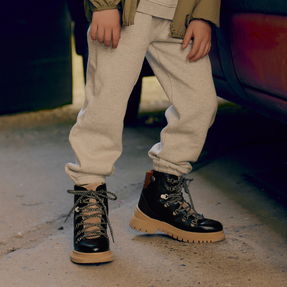Colourblock TEX-snørestøvle med kontrast eyelet