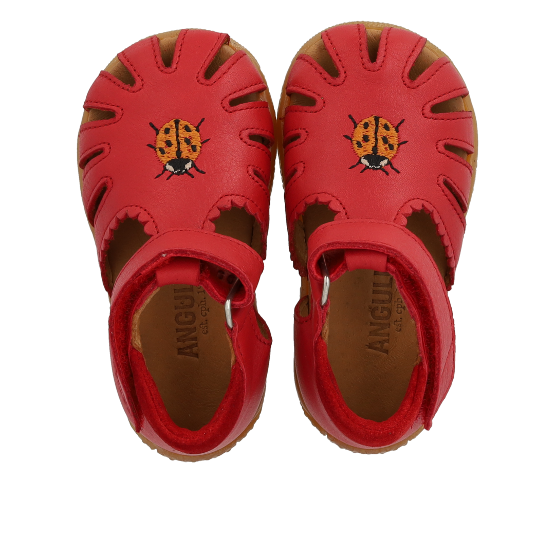 Sandal med broderi