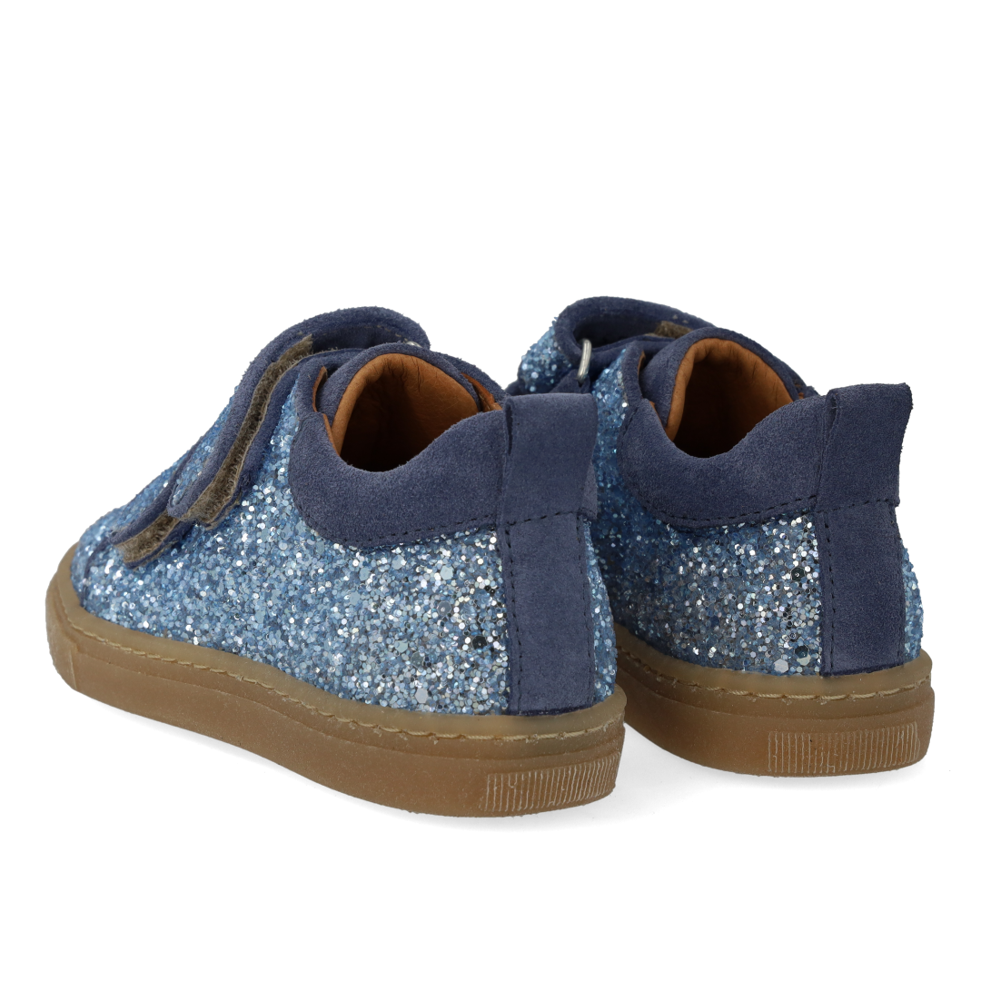 Funklende glitter-sneaker med ruskindskanter