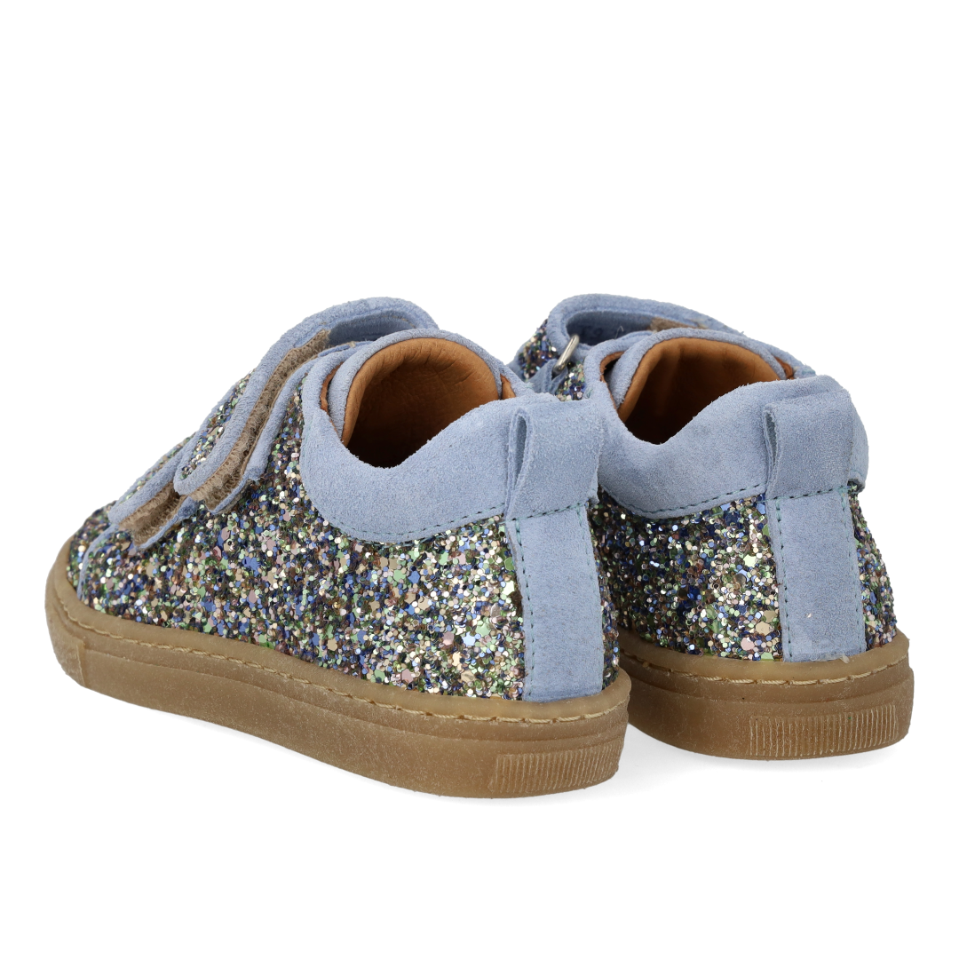 Funklende glitter-sneaker med ruskindskanter