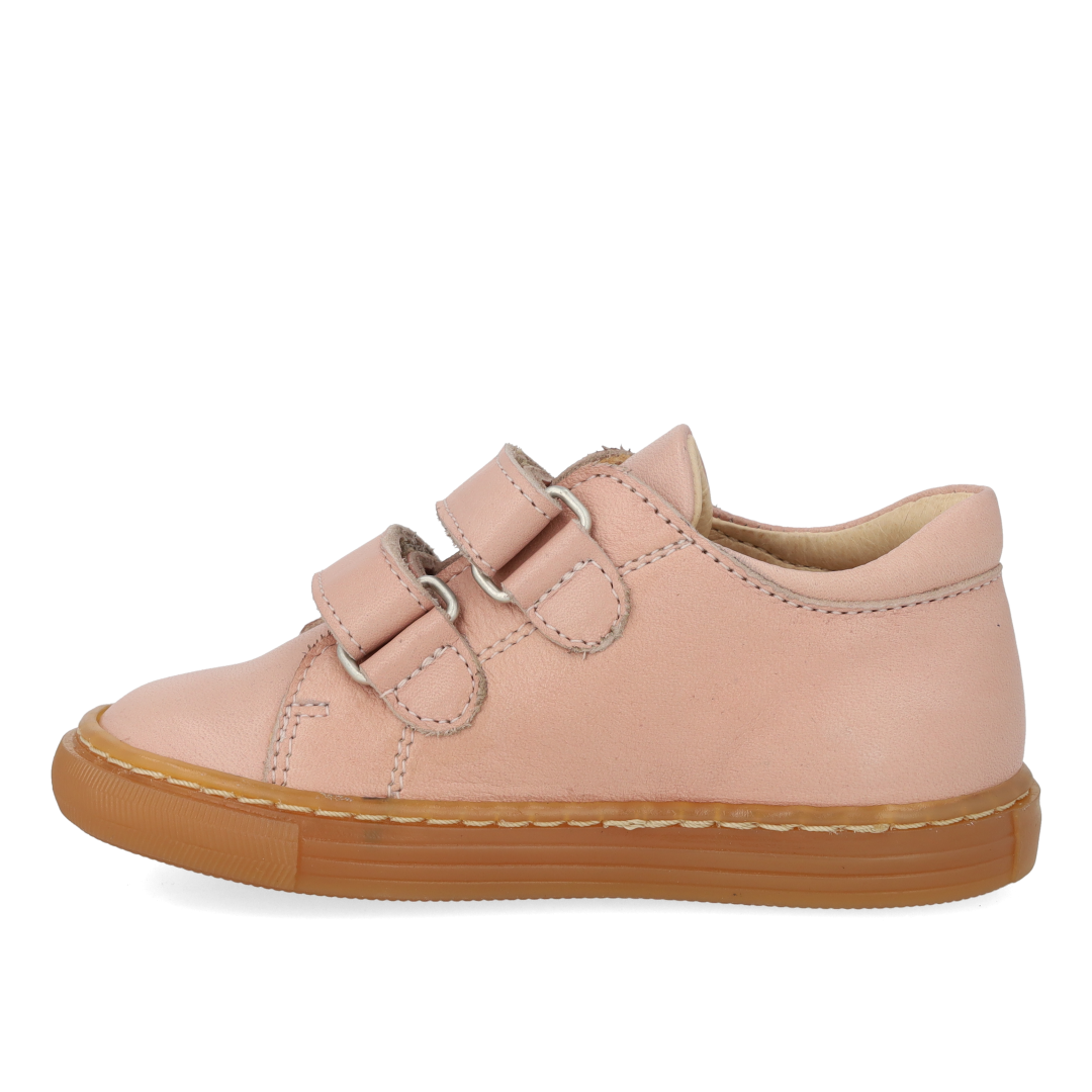 Begynder sneaker med funklende glitterhjerte