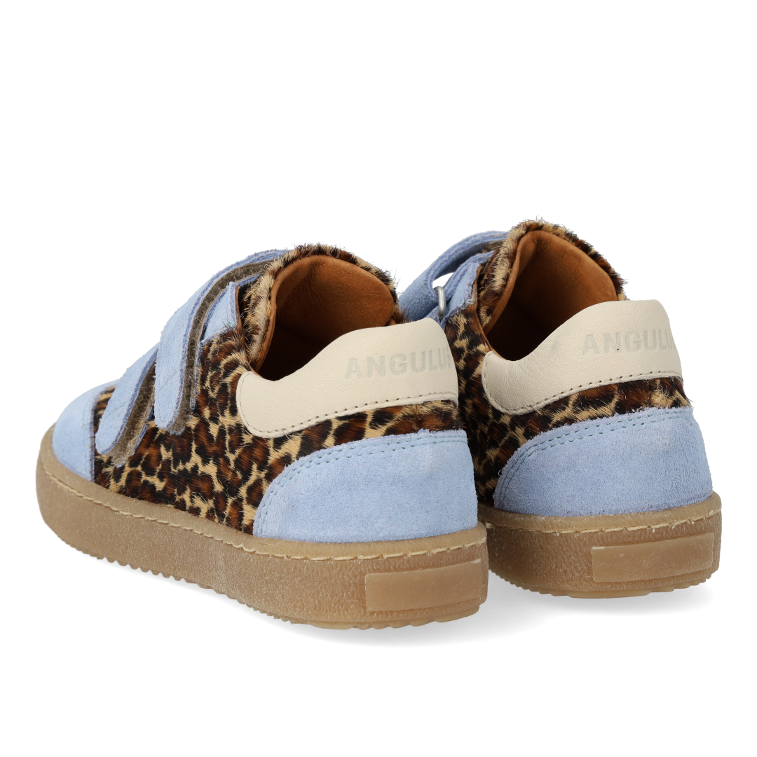Court style sneaker med pony