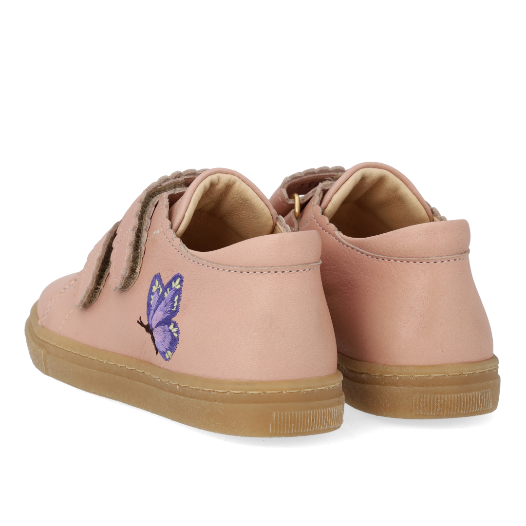 Sneaker med sommerfugl