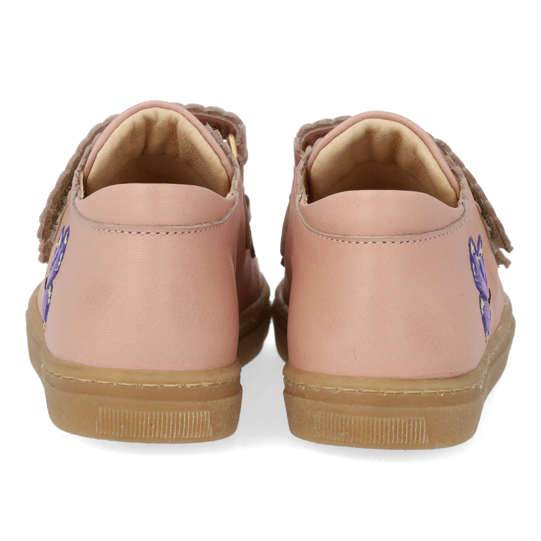 Sneaker med sommerfugl