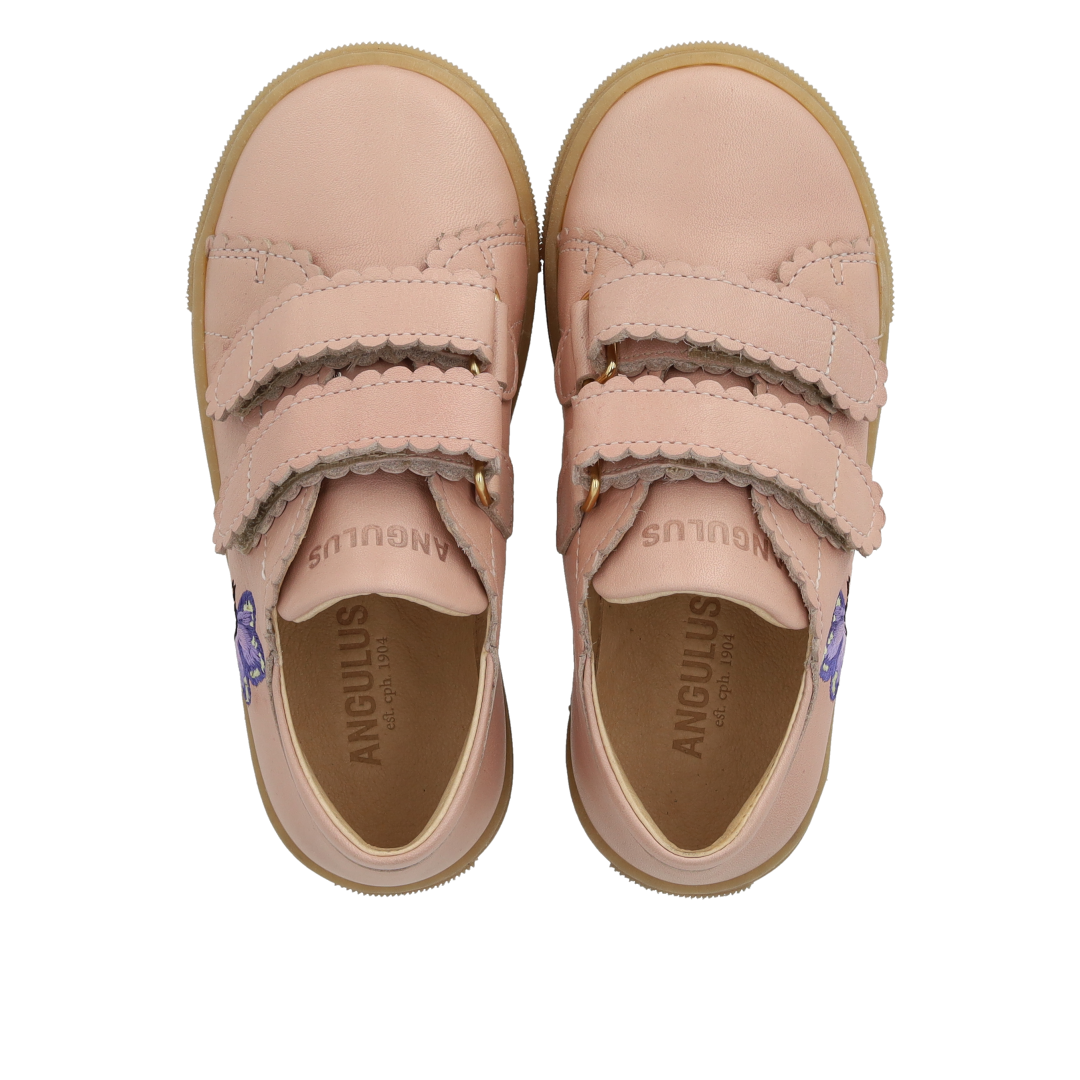Sneaker med sommerfugl