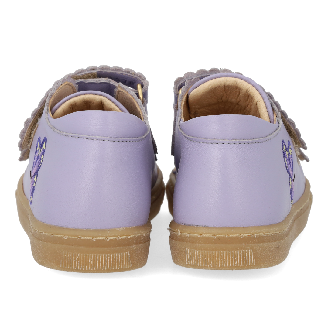 Sneaker med sommerfugl