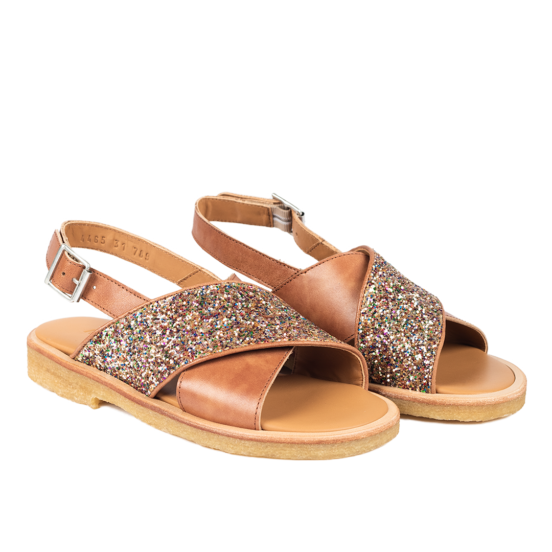 Krydssandal med funklende glitterdetalje