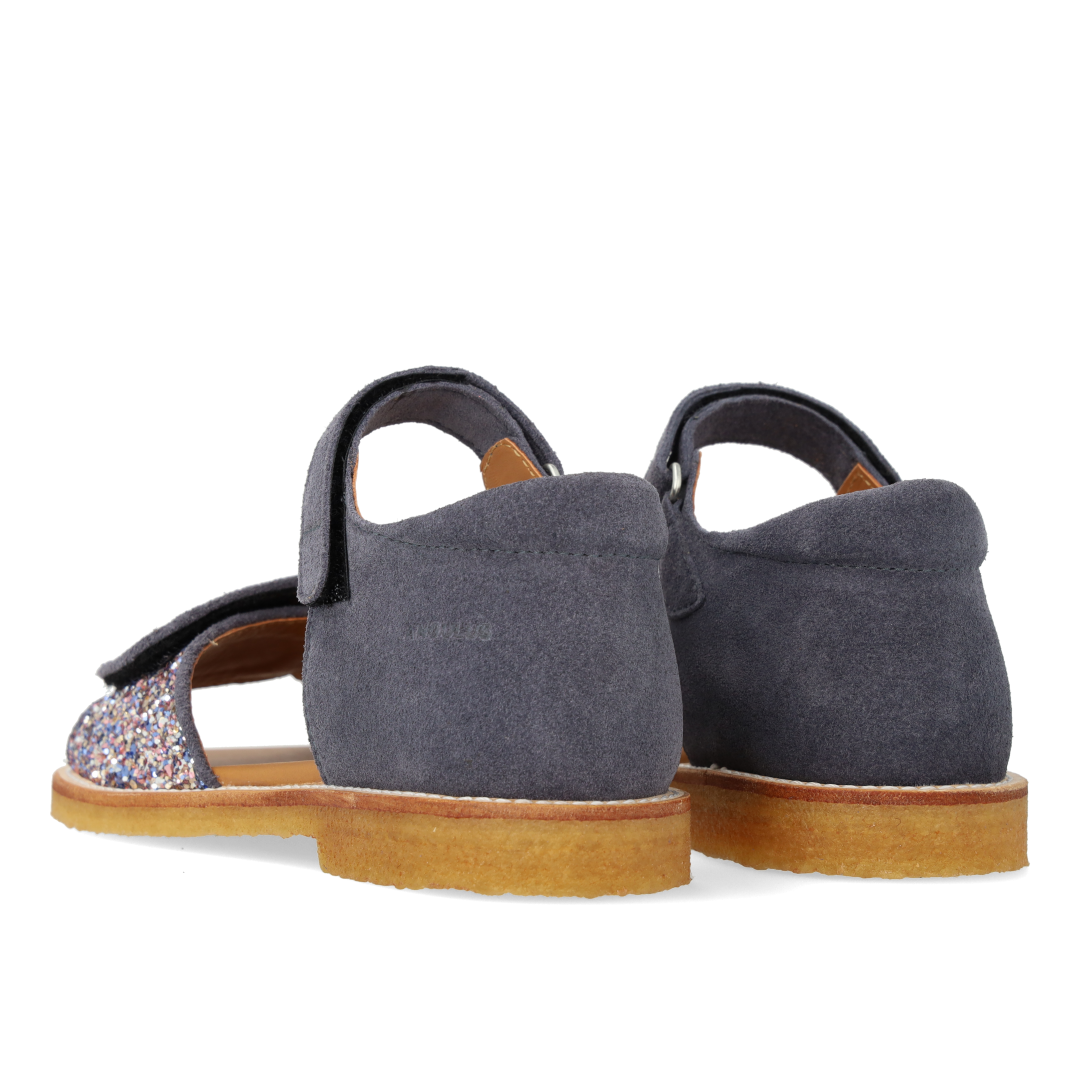 Justerbar sandal i læder med funklende glitter