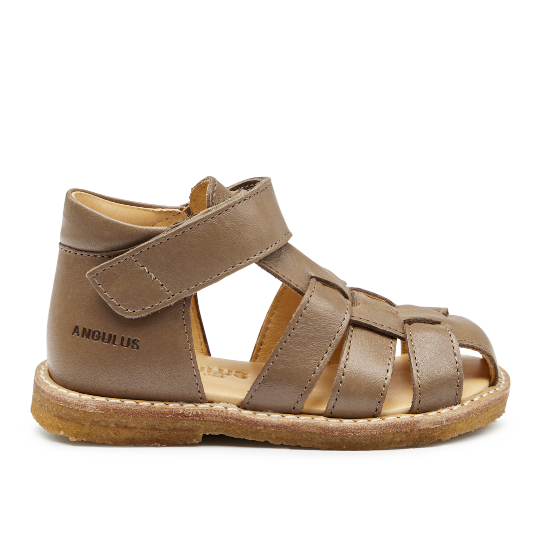 Begynder sandal med velcrolukning