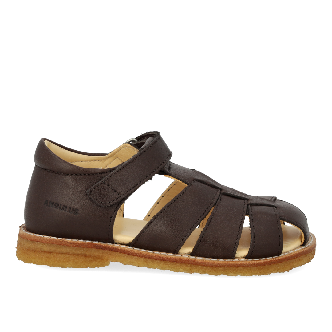 Sandal med justerbar velcrolukning