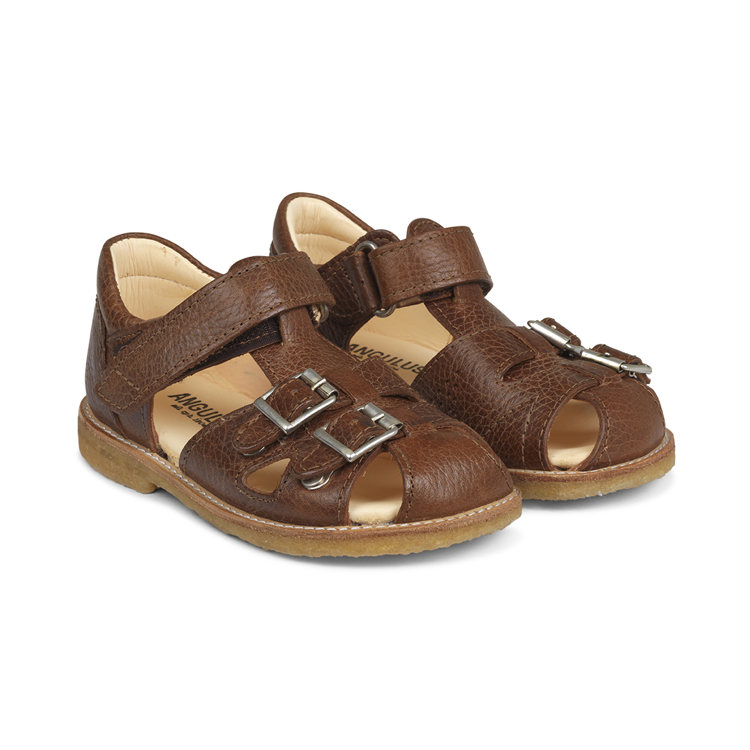 Sandal med justerbar velcro og spænder