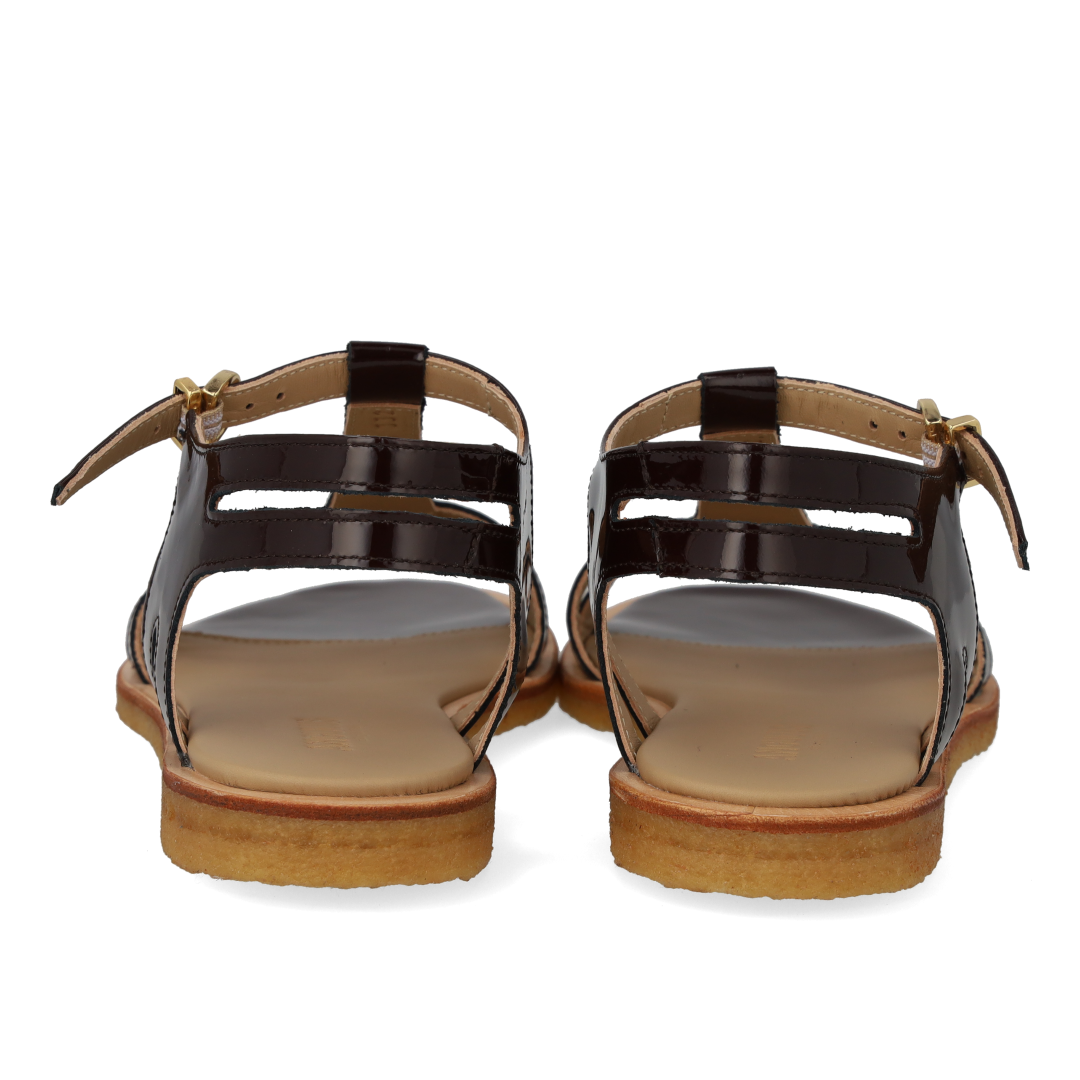 Klassisk remsandal