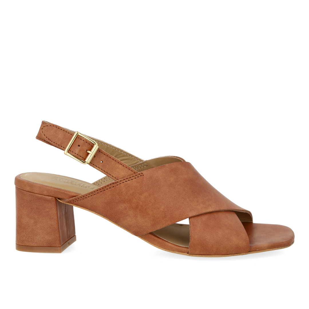 Sandal med blokhæl