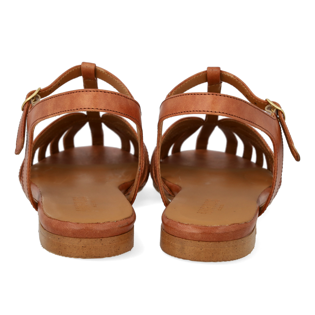 Flad sandal med smuk organisk frontdetalje