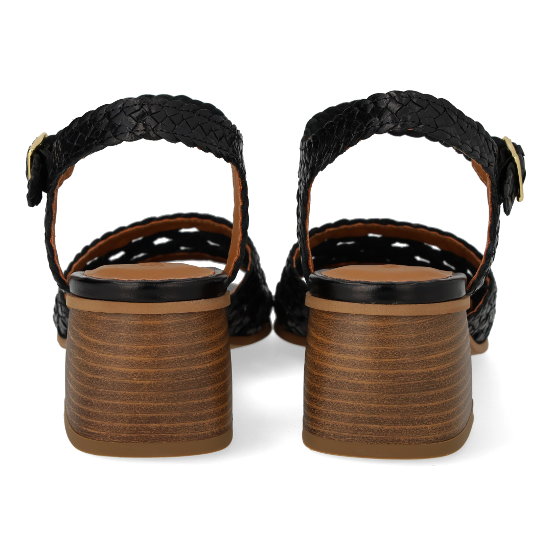Håndflettet sandal med skulpturel hæl
