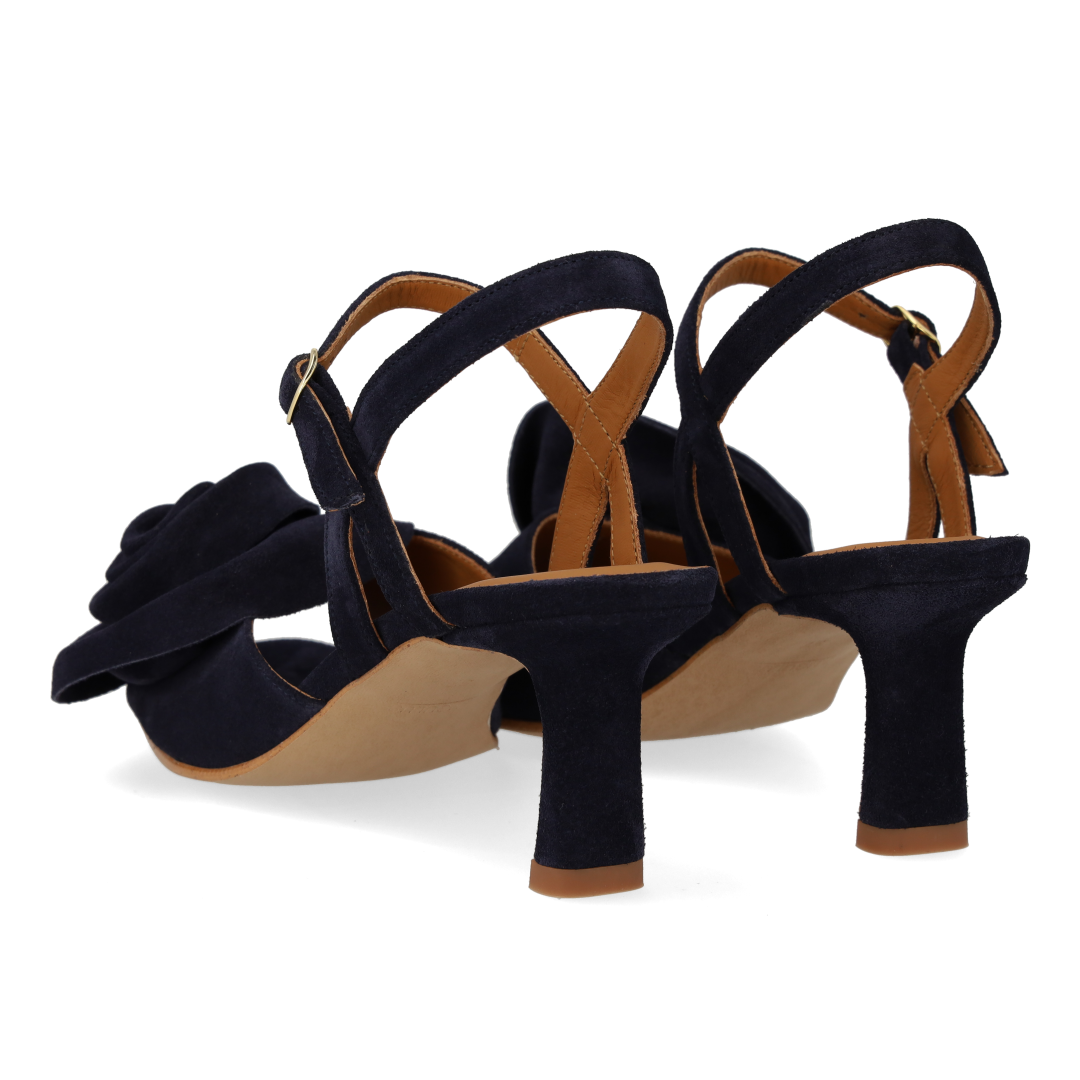 Højhælet Sandal med voluminøs rosedetalje