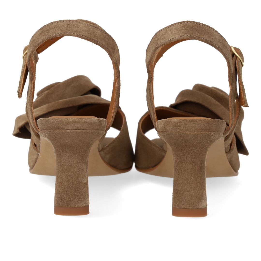 Højhælet Sandal med voluminøs rosedetalje