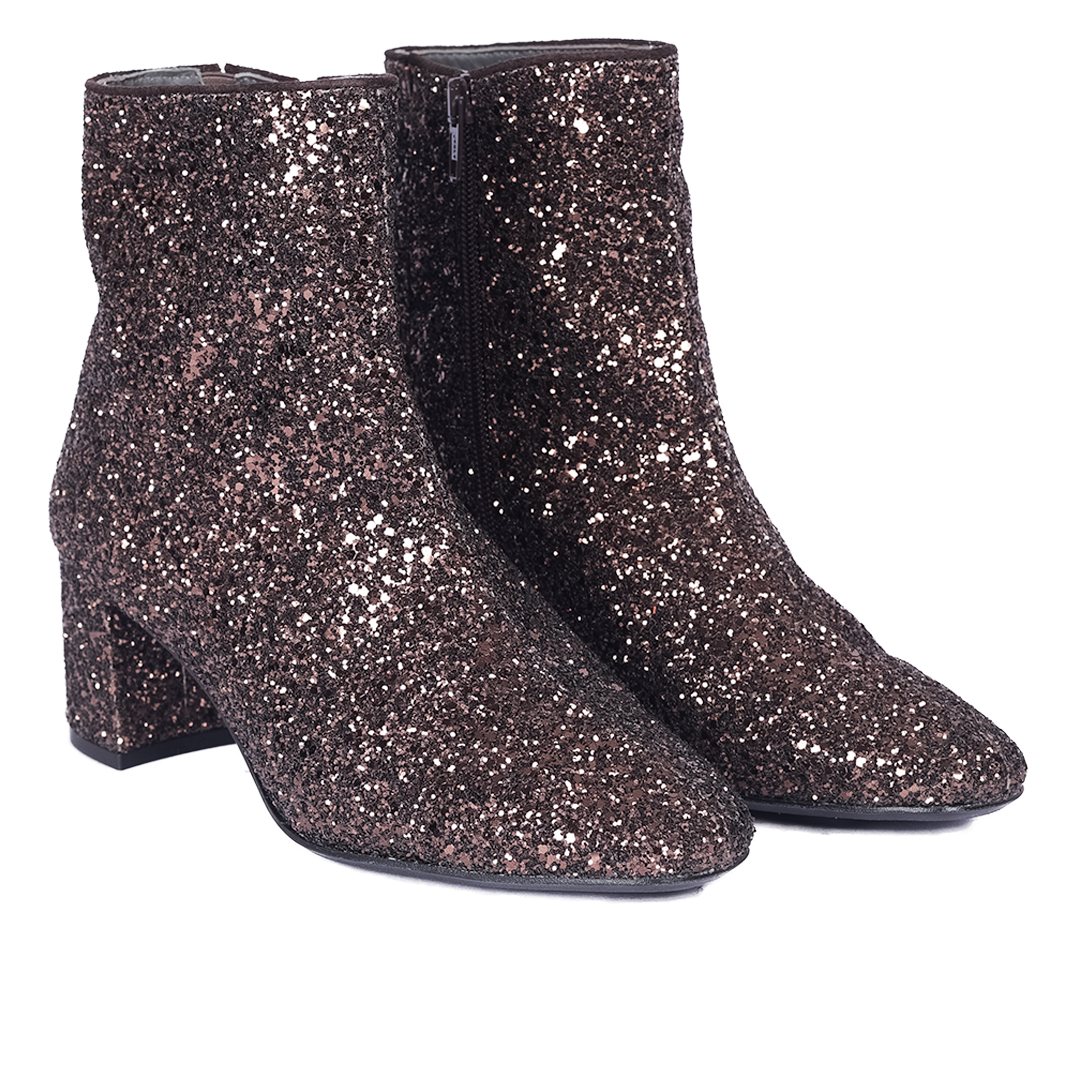 Funklende glitterstøvlet