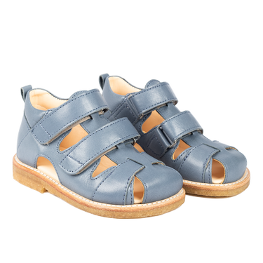 Sandal med velcro lukning