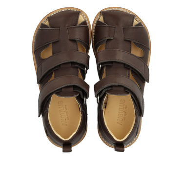 Sandal med velcro lukning