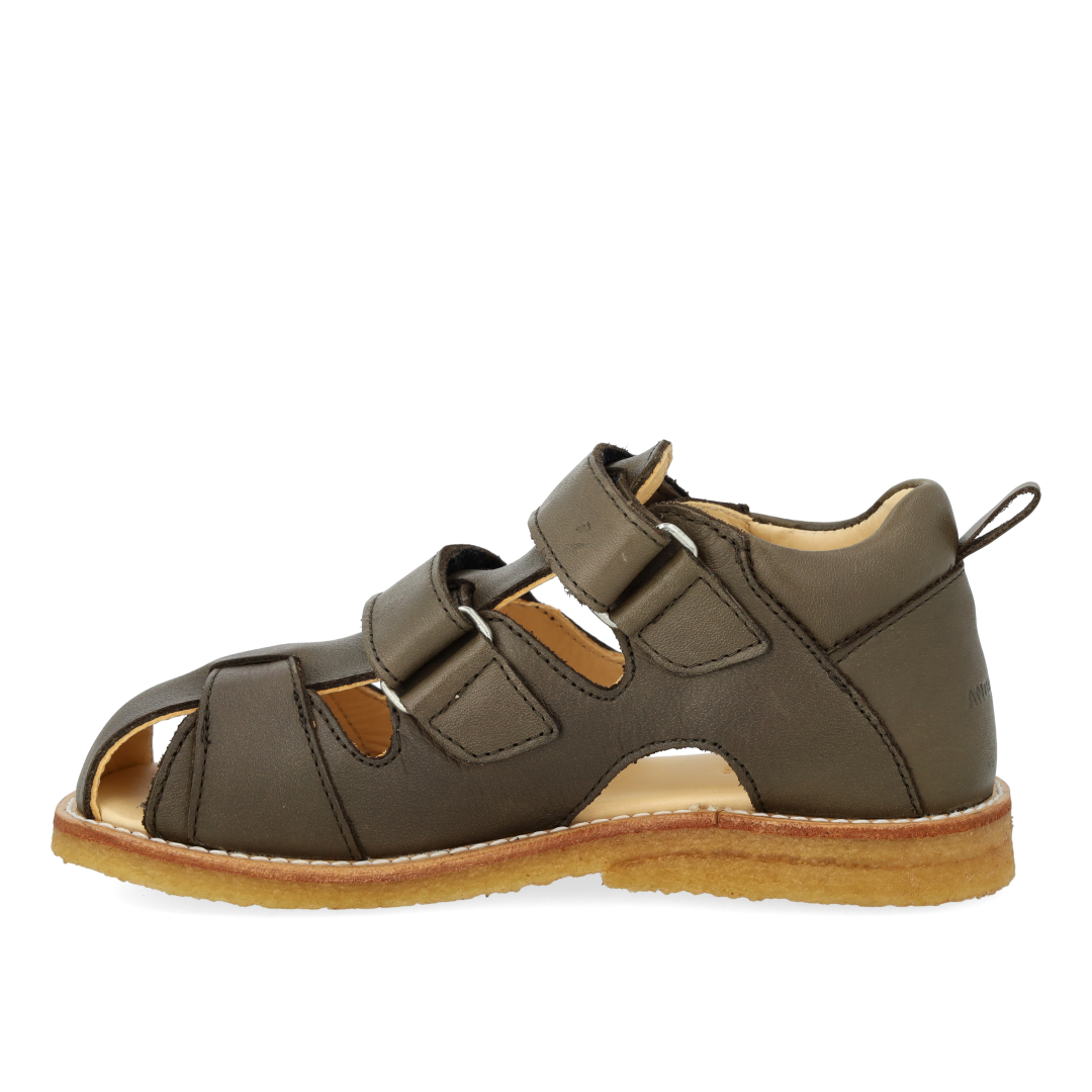 Sandal med velcro lukning