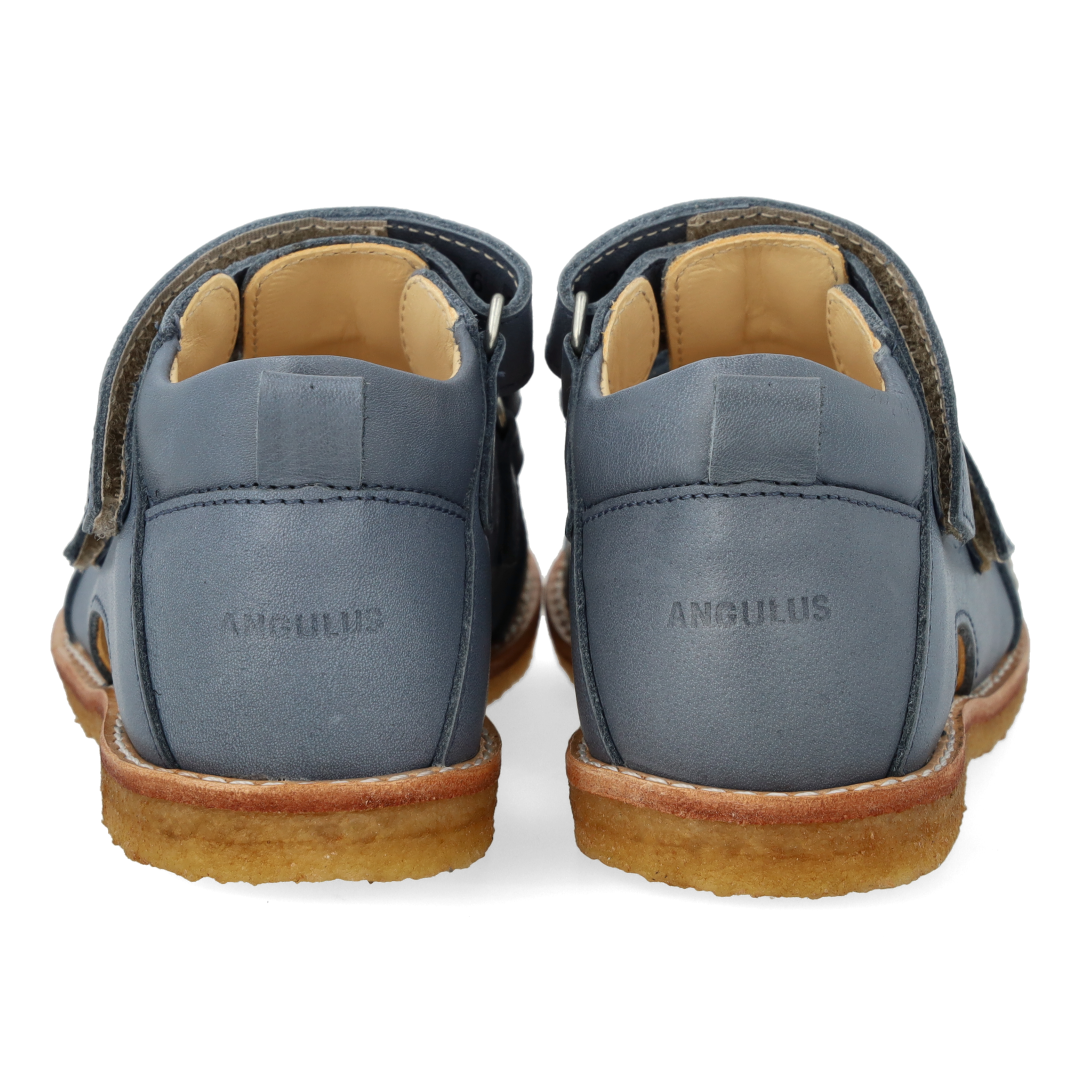 Begynder sandal med velcrolukning