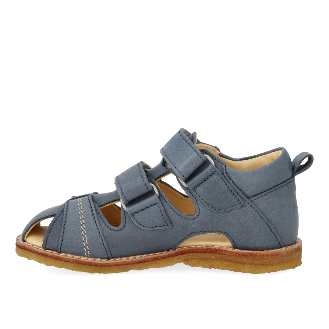 Begynder sandal med velcrolukning