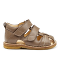 Begynder sandal med velcrolukning