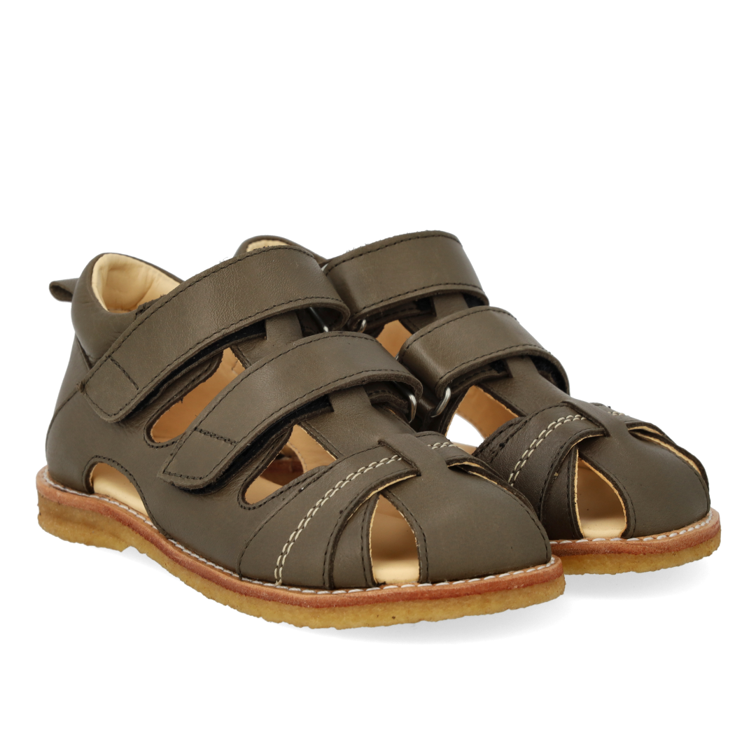 Begynder sandal med velcrolukning