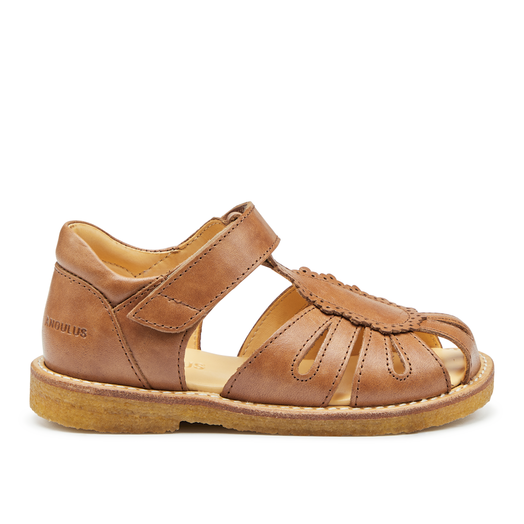 Sandal med dråbedetalje