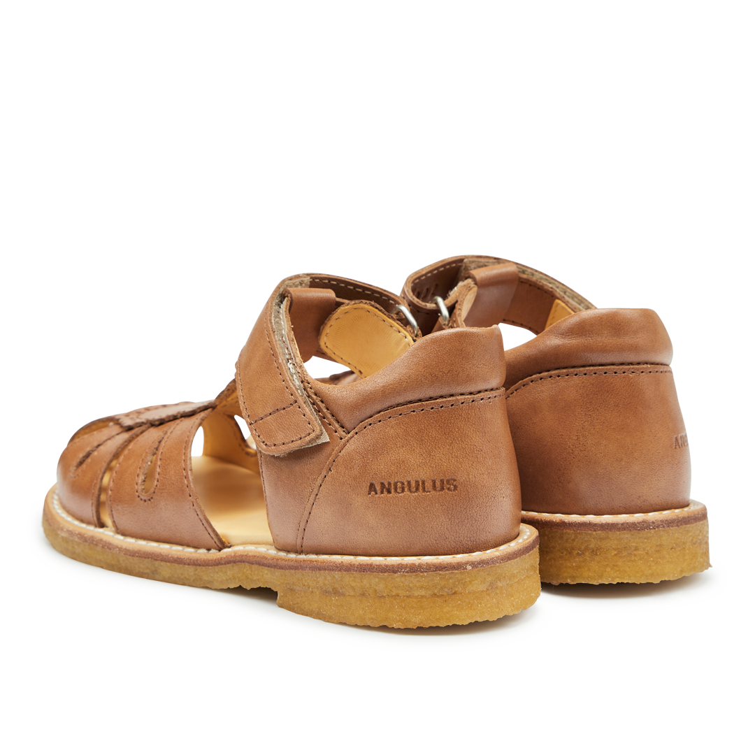 Sandal med dråbedetalje