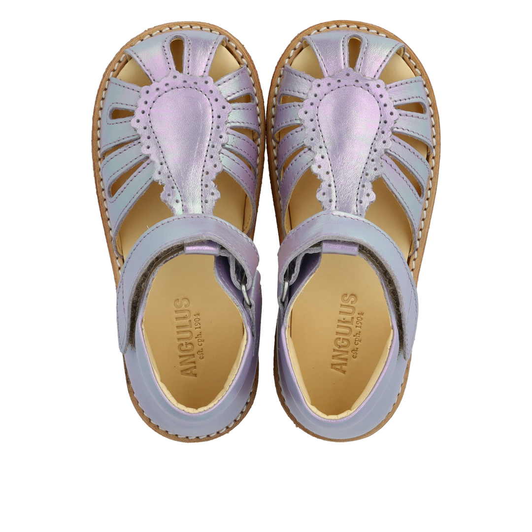 Begynder sandal med velcrolukning