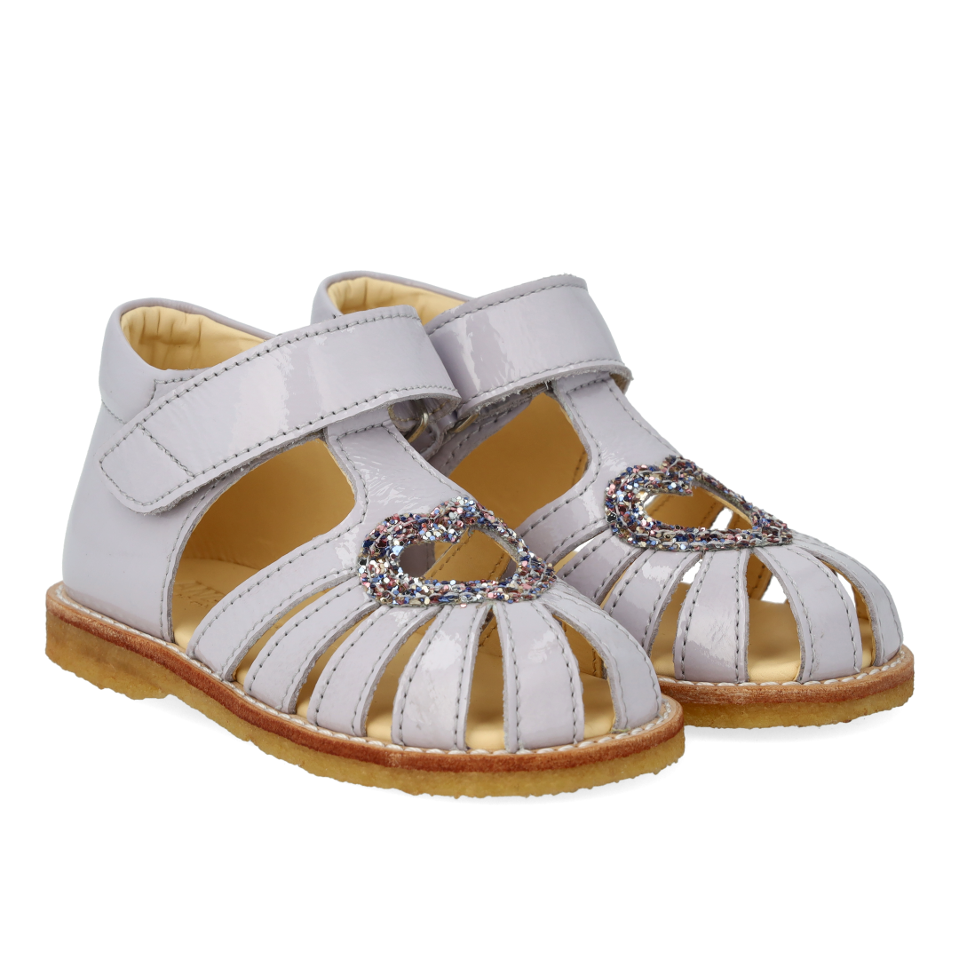 Hjertesandal med glitter og velcrolukning