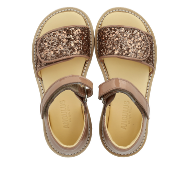 Laksandal med funklende glitterdetalje