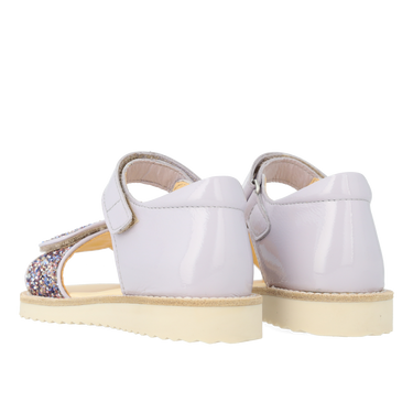 Laksandal med funklende glitterdetalje